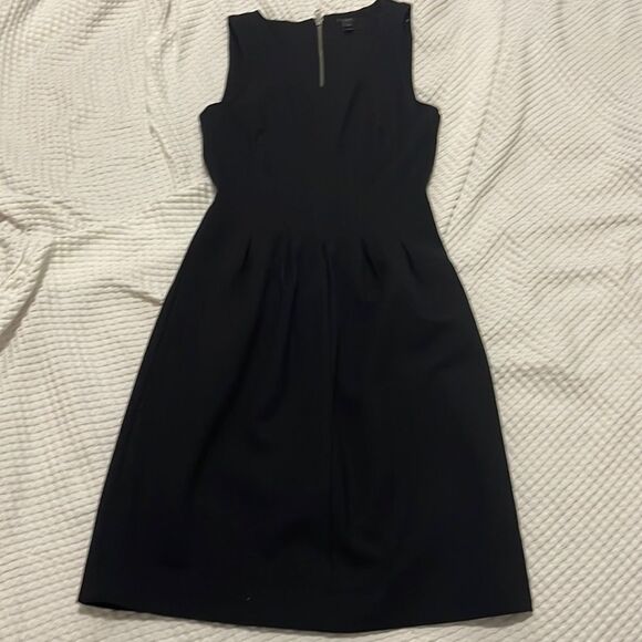 EUC - J. Crew - 00 - Picture 1 of 9